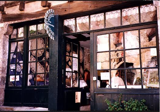 vitrine.jpg (77909 octets)